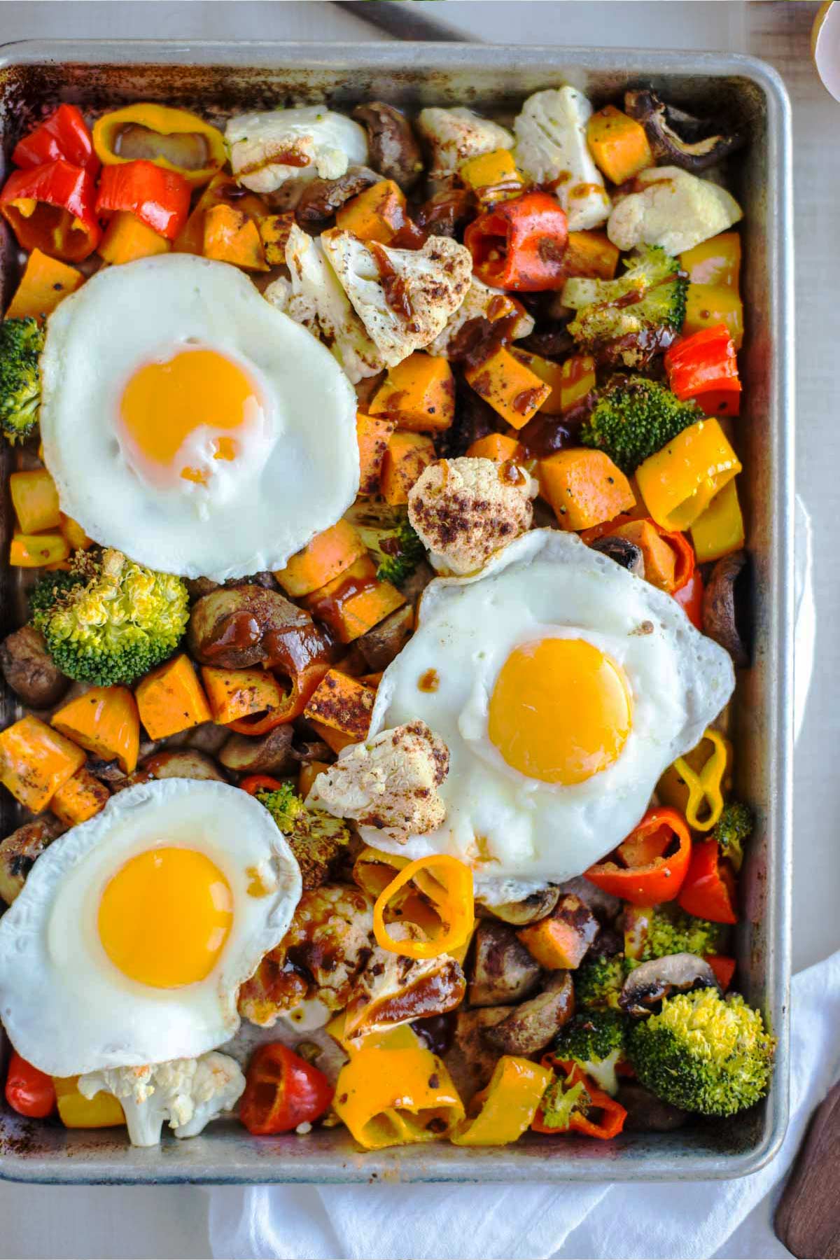 roasted vegetables with eggs